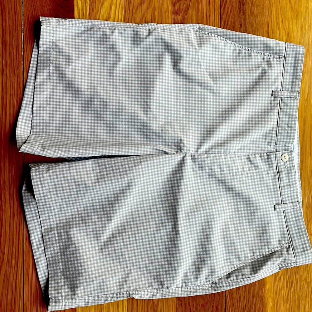 Calling all golfers…FootJoy golf shorts